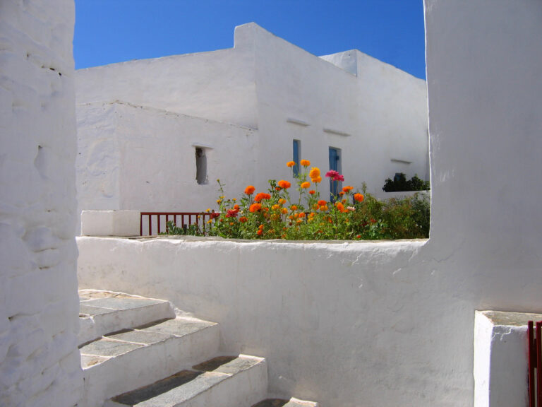 Tourism - Summer expectations for 2023 in Cyclades
