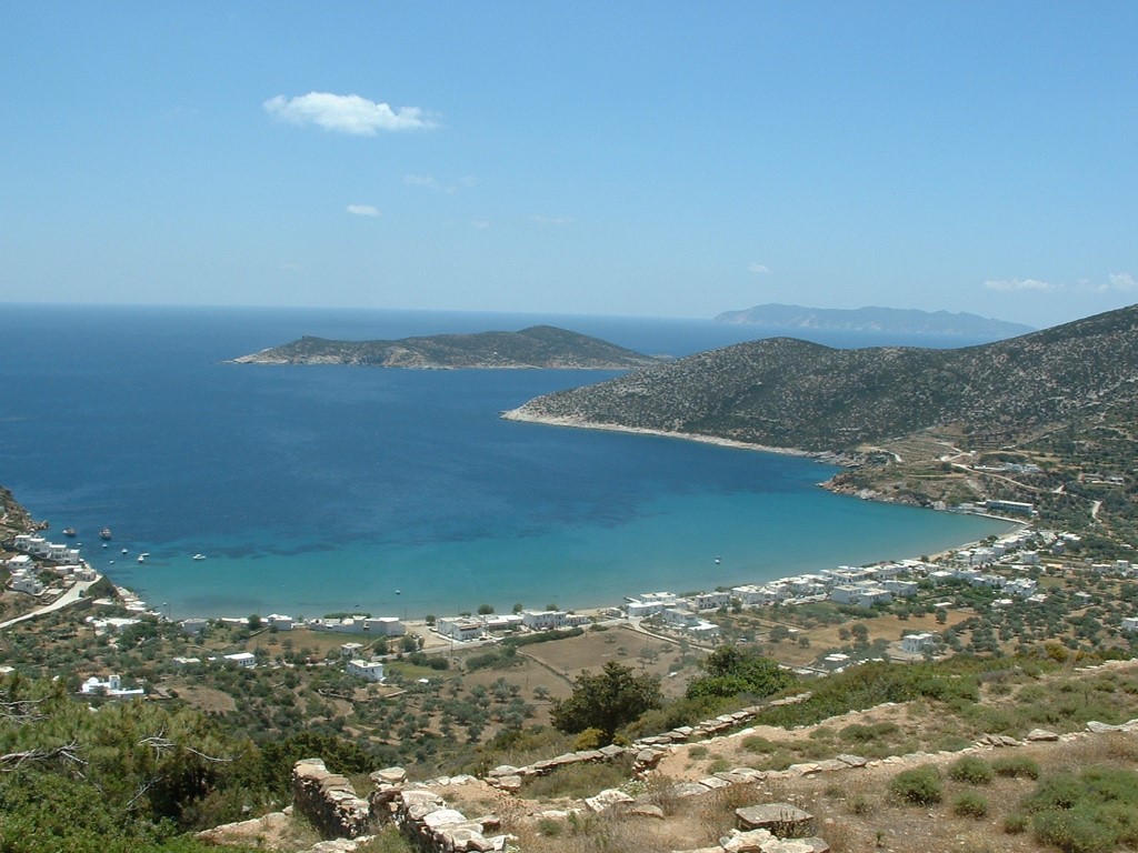One of the best Sifnos island beaches - Platys Gialos photo